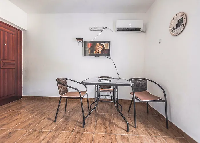 Apartments Ljujic